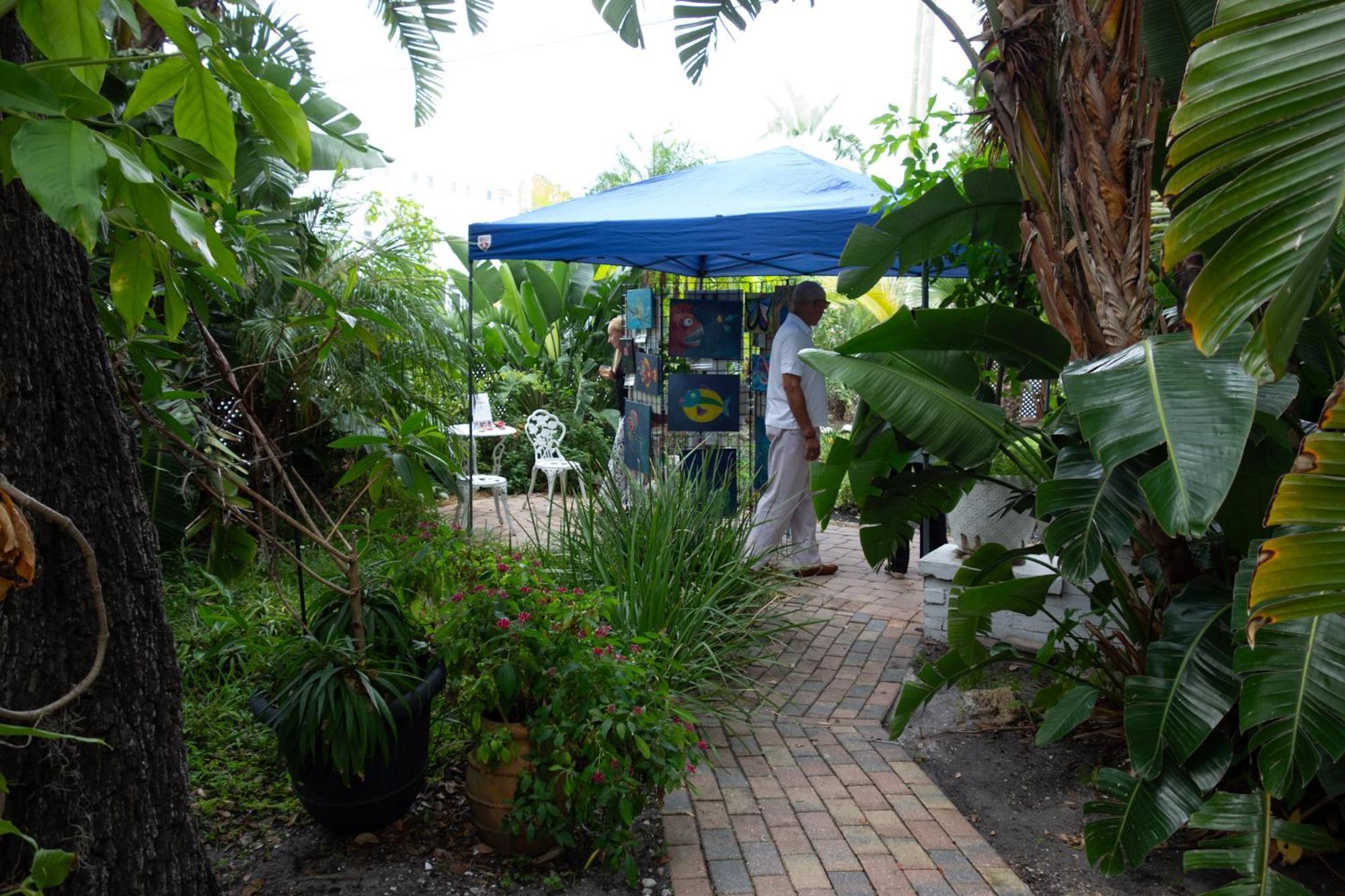 Manatee Palms Hotel Bradenton Exterior photo